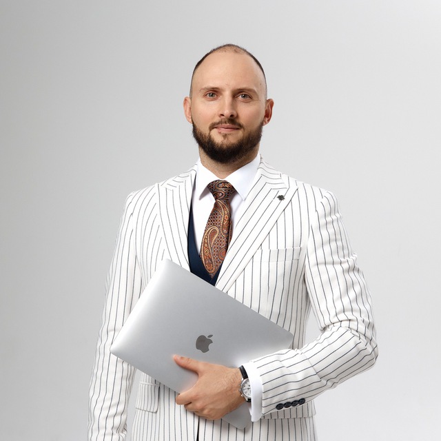 Александр Васянин